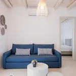 White Cliff Paros * 安倍拉斯