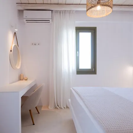 White Cliff Paros ヴィラ