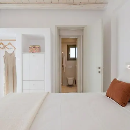 White Cliff Paros ヴィラ