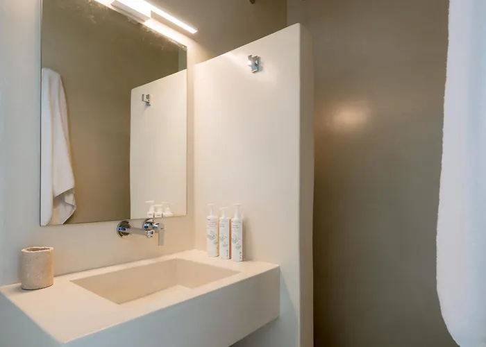 Villa White Cliff Paros Ambelas