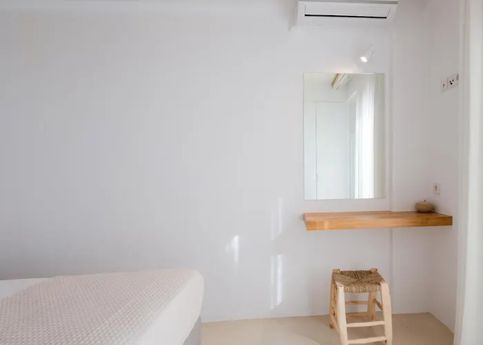 White Cliff Paros Villa Ambelas